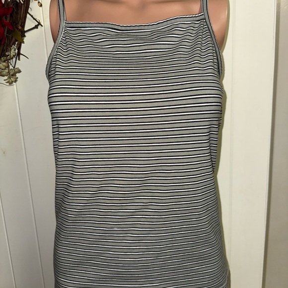 Women’s tank top - Picture 1 of 3